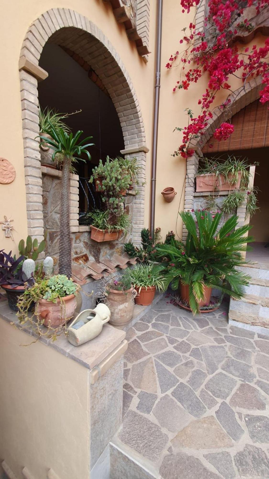 Villasimius - Taverna Freschissima! 외부 사진